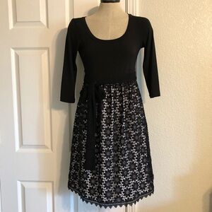 Olian Maternity dress, black and white, size small
